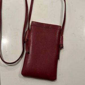 Madewell leather phone crossbody with card holder in burgundy